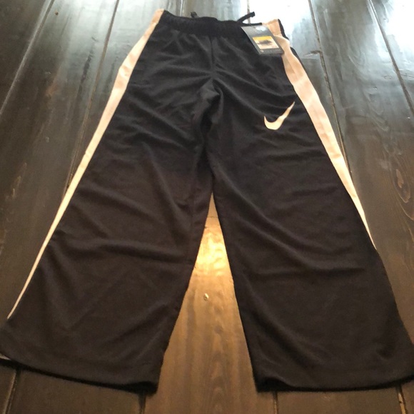 Nike Other - Nike pants
